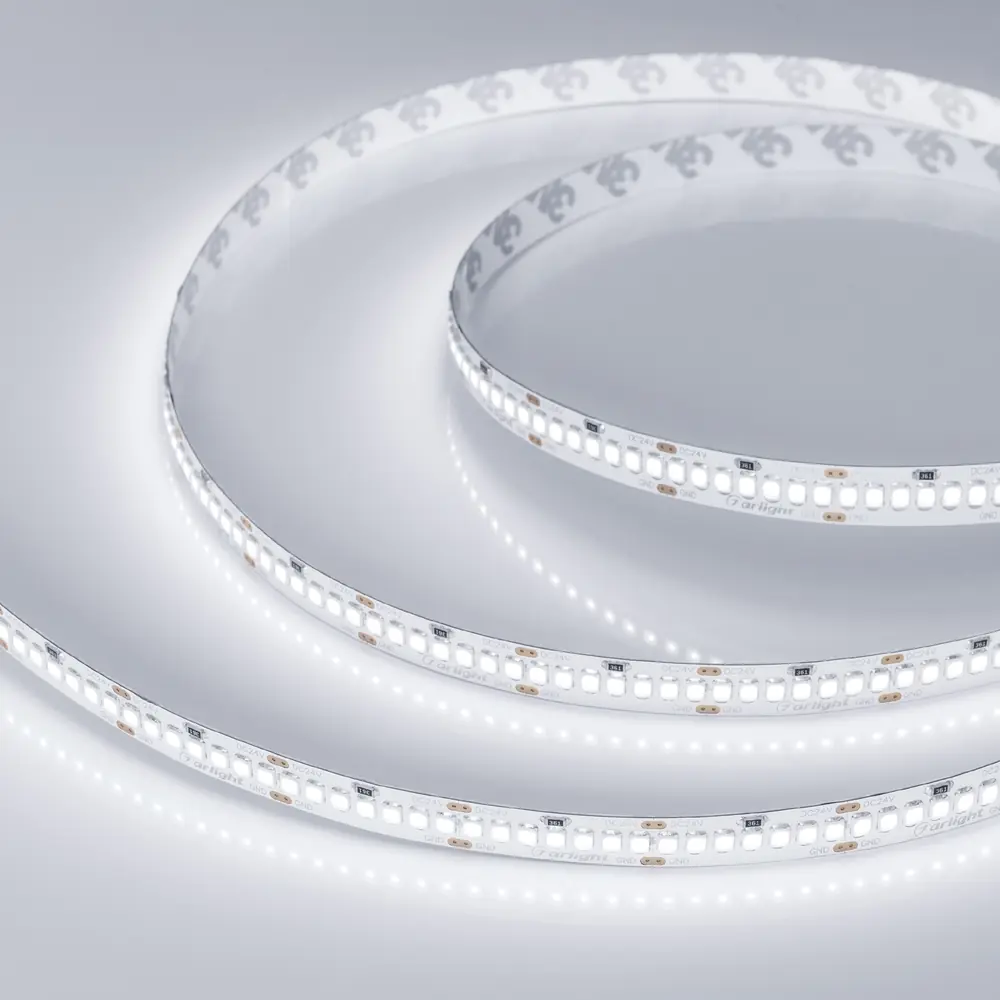 Светодиодная лента RT 2-5000 24V White5500 10mm (2835, 252 LED/m, LUX) Arlight 023555 Arlight