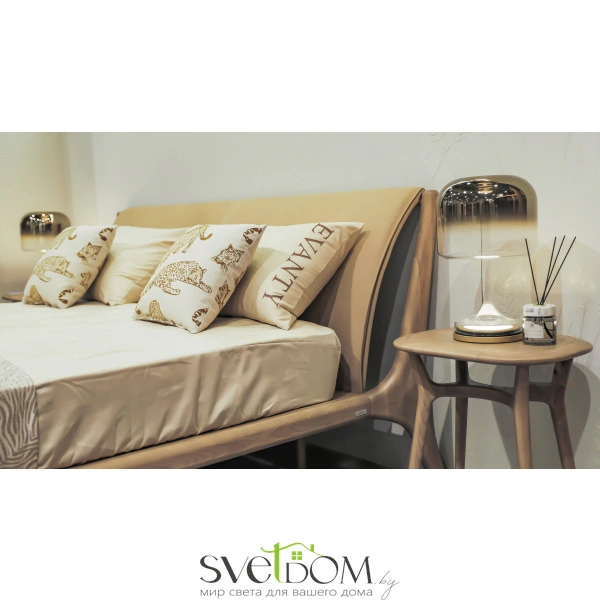 Настольный светильник Maytoni MOD286TL-L18G3K