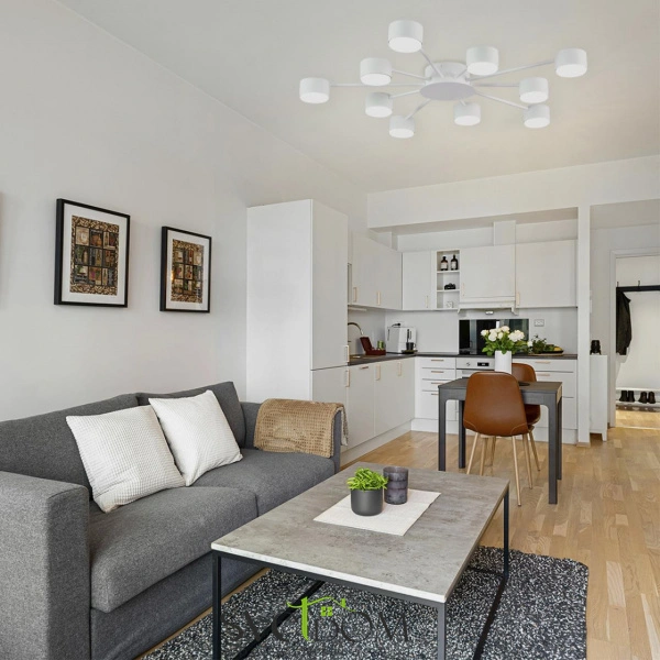 8343/10C COMFI LN26 252 белый, металл Люстра GX53 LED 10*7W 220V TORINA