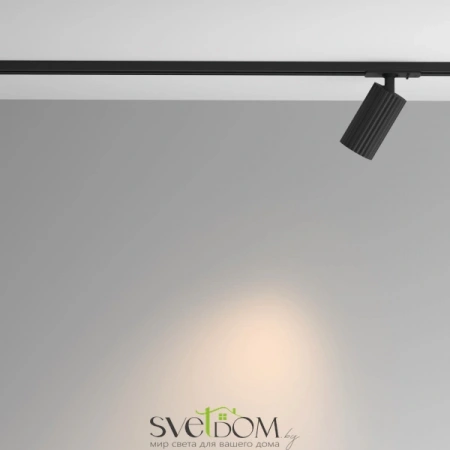 TR218-1-GU10-BK Maytoni