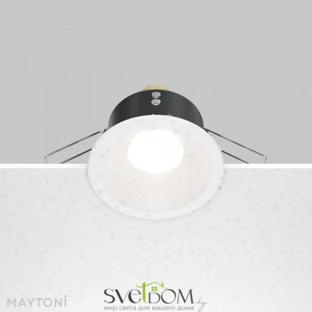 Фото Встраиваемые светильники Maytoni DL032-2-01W Встраиваемые светильники Maytoni DL032-2-01W от Магазина Svetdom.by
