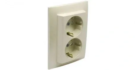 Двойной блок розеток 2к+з в сборе Logus90 Efapel 90331 CPE