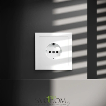 Розетки электрические с заземлением Voltum S70 VLS040102  Voltum VLS040102