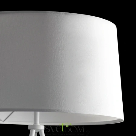 Citilux Рейнер CL806020 Торшер со столиком Белый CITILUX