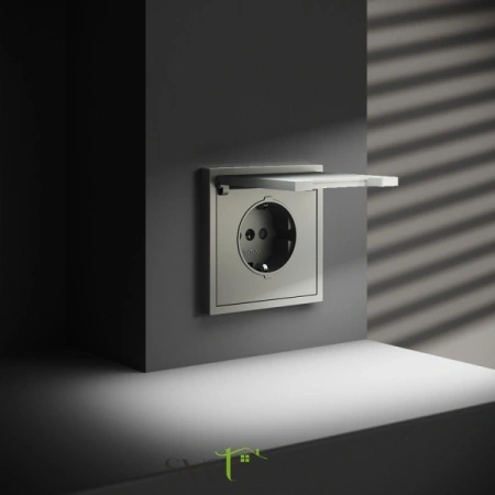 Розетки электрические с заземлением, шторками и крышкой Voltum S70 VLS040305  Voltum VLS040305
