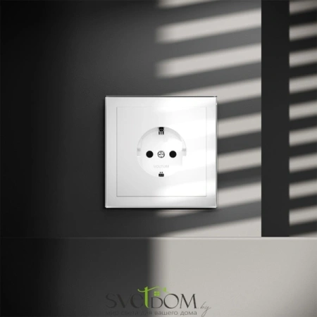 Розетки электрические с заземлением Voltum S70 VLS040101  Voltum VLS040101