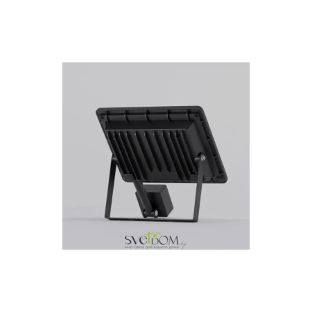 Прожектор Outdoor FL001-L30B4KSR Maytoni