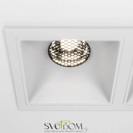 Фото Встраиваемые светильники Maytoni DL043-02-10W4K-D-SQ-W Встраиваемые светильники Maytoni DL043-02-10W4K-D-SQ-W от Магазина Svetdom.by