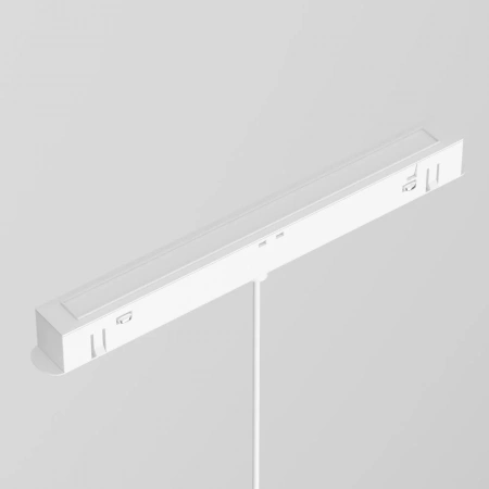 TR039-2-5W3K-W Maytoni